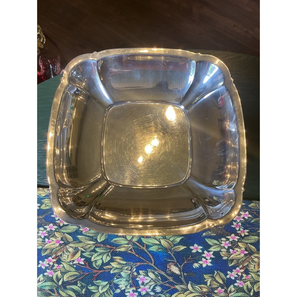 Vintage Reed & Barton #1020 8.5" Silver Plated Square Serving Bowl Scalloped Rim